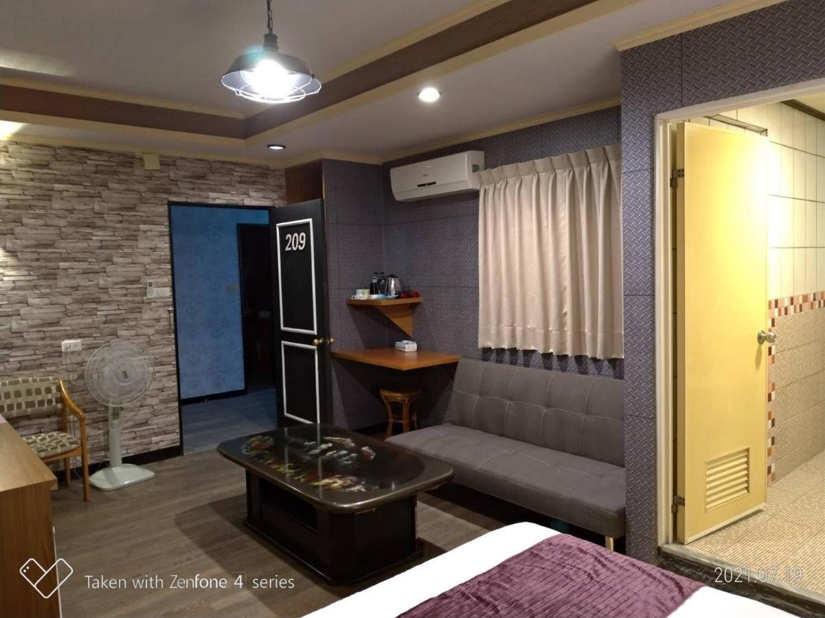 Guan Lun Hotel Chua-lien Exteriér fotografie